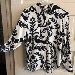 H&M Black and White Leaf Print Shirt Size XS